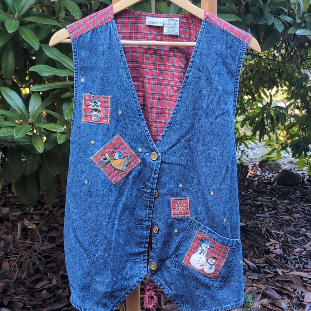 Vintage Cabin Creek Christmas Vest In Plaid & Denim Plus Sized